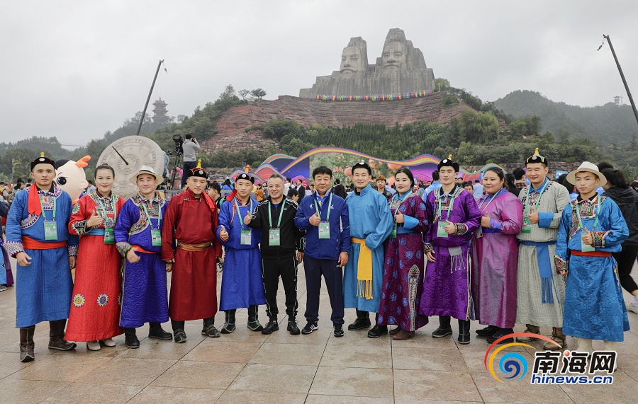 组图丨民族大联欢上的笑脸