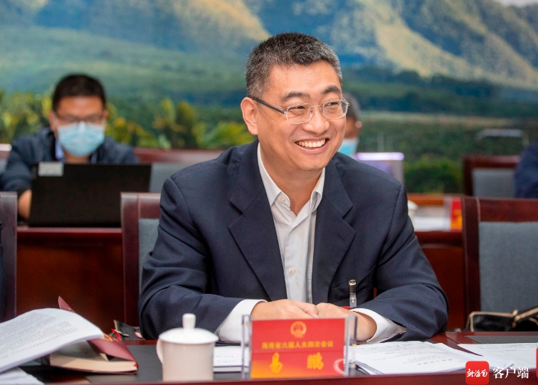 新海南会客厅 乐东黎族自治县委书记易鹏:打造乐东蜜瓜,乐东芒果等