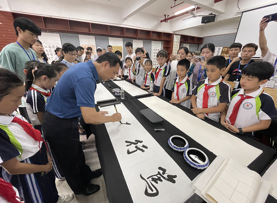 建党100周年楷书书法,2021建党百年楷体 海口市第二十五小学举办庆祝建党100周年书法展