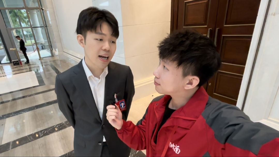 今天上两会｜“95后”政协委员是如何养成的？