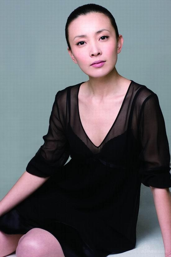 刘威葳最新写真展柔美 人淡如菊肌肤精致(图)
