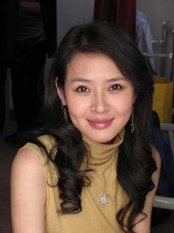 海藻李念订婚 扮小三走红的绝美女星[组图]