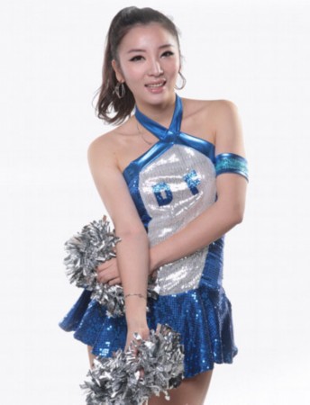 巅峰拉拉队宝贝动感写真撩人长腿迷人笑容图