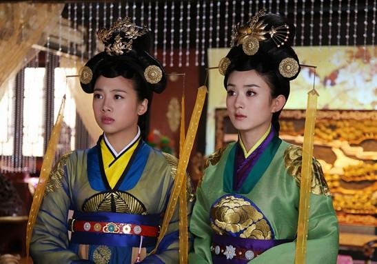 吴映洁实力演出获于正赞赏 三部作品抢占暑期档