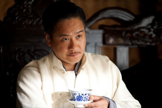 连奕名,杨洋,张嘉倪领衔主演的江湖传奇抗日剧《终极征服》目前正在