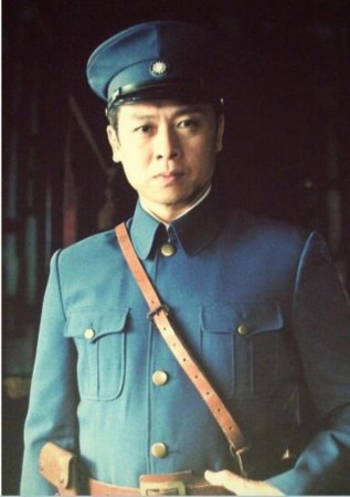 老戏骨胡亚捷在剧中扮演的父亲成为该剧最大的催泪弹,也正是因为