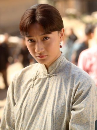 "葛二蛋"阎娜变美丽村姑 网友赞其是梦中情人