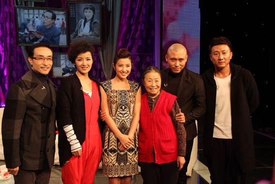 由房子斌,张少华,李乃文,黄曼,巩汉林,吕丽萍等众多实力派演员联袂