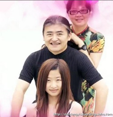 刘欢与妻子希腊办银婚典礼 刘欢妻子海量年轻美照曝光
