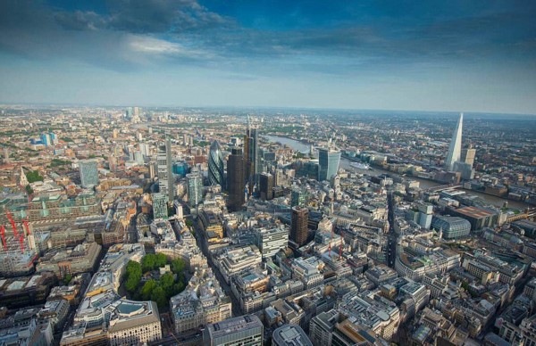 英国摄影师高空航拍伦敦鸟瞰图(组图)