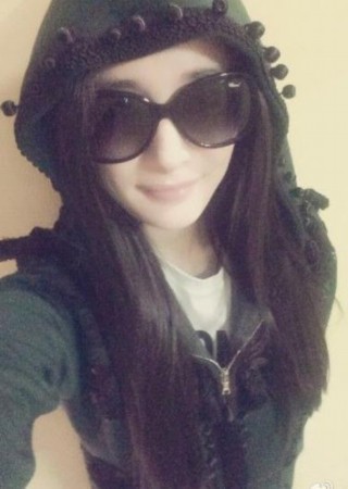 网友留言:"你的大肚子呢?生了吗?"
