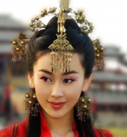 周扬版西施,没看过,看这剧照美得很,就秀秀咯,演过《宝莲灯前传》的