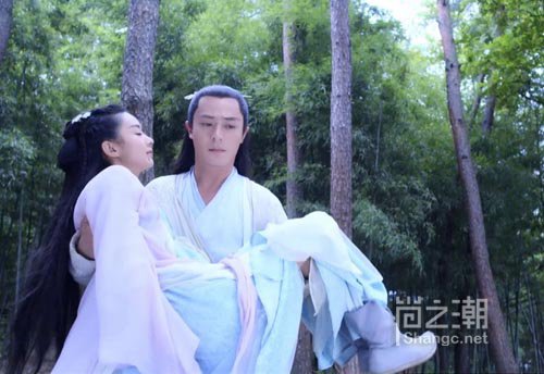 《花千骨》无垢上仙为什么要杀花千骨 无垢云牙生死劫