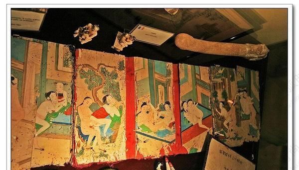 实拍巴黎性博物馆:大尺度,魔幻且奇葩