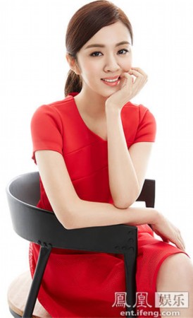 她就是最近被张嘉译在戏里抱着的女人…