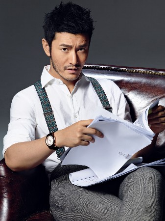 黄晓明高中长这样!眉清目秀还最爱臭美