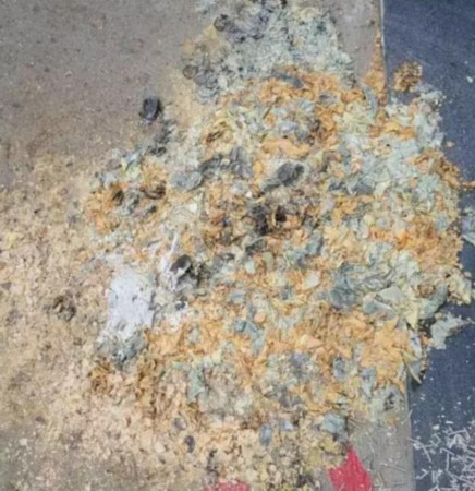 杭州多名市民烧纸钱铅中毒 这样的纸钱买不得