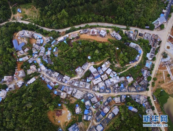 （走基层 听民声）（4）精准扶贫让五指山苗寨从脱贫摘帽到美丽乡村